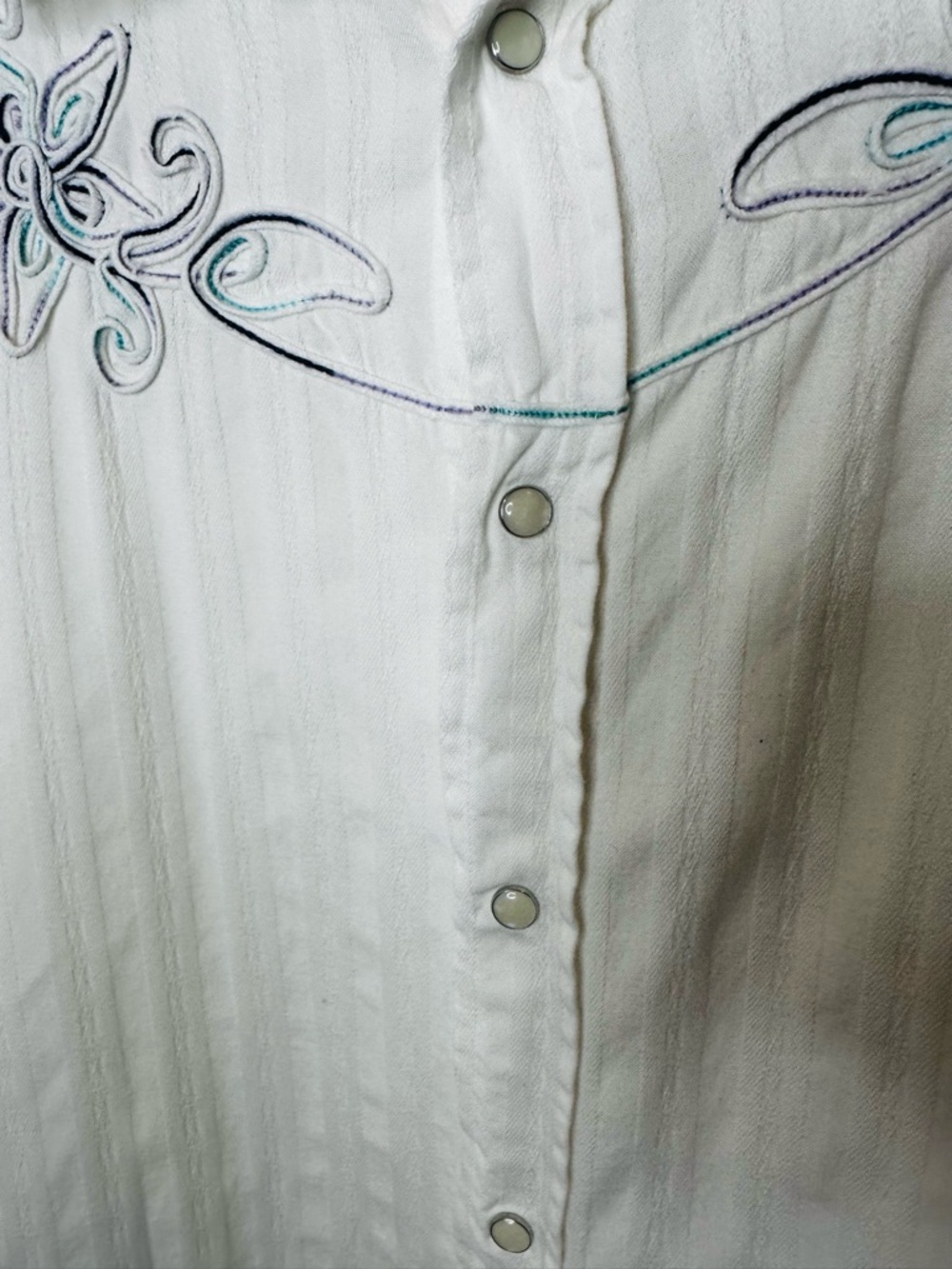 Vintage Red White Western Embroidered Snap Shirt Cowboy XL - Picture 5 of 9